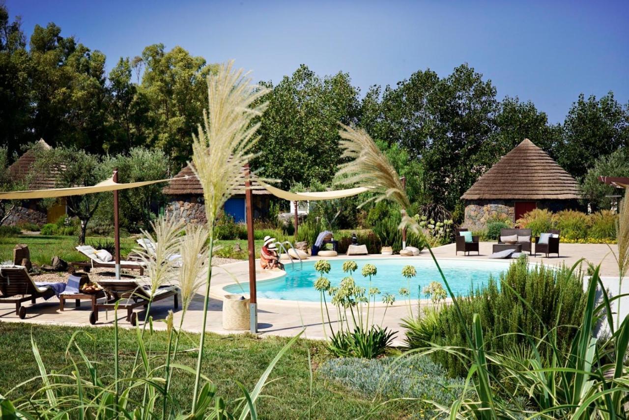 Is Cheas Wine Farm Boutique Hotel San Vero Milis Exterior photo
