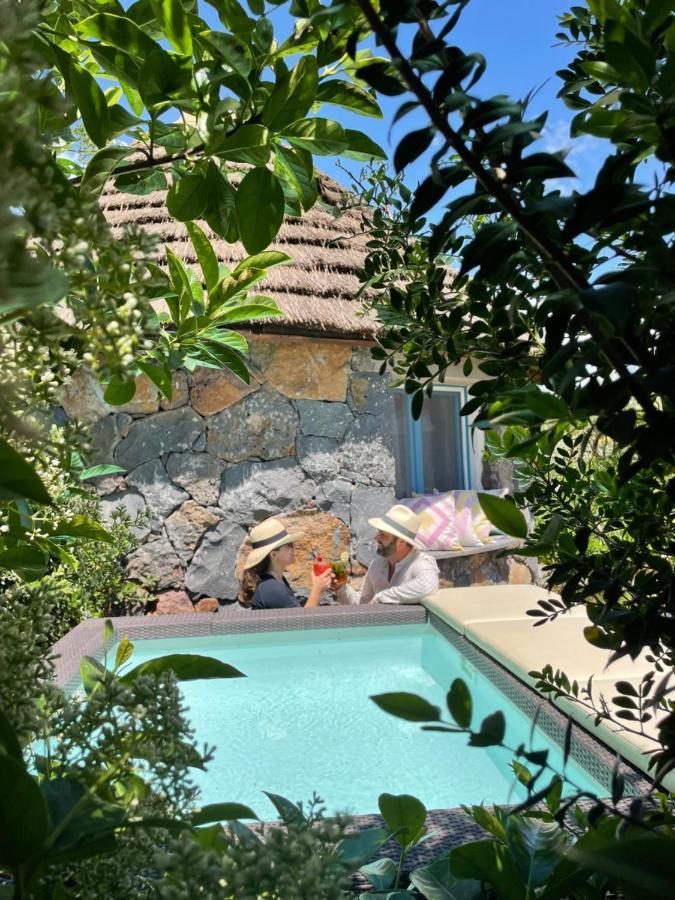 Is Cheas Wine Farm Boutique Hotel San Vero Milis Exterior photo
