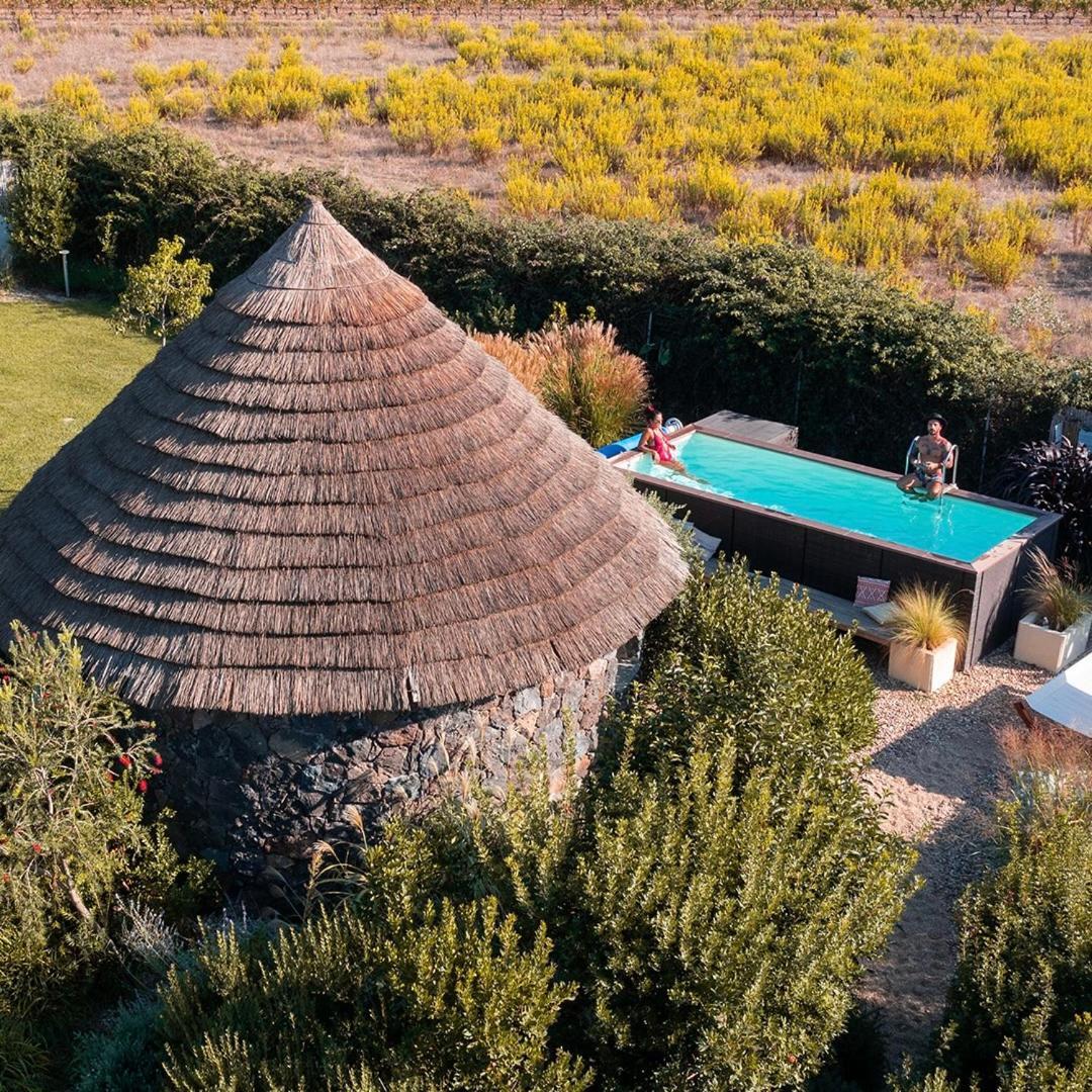 Is Cheas Wine Farm Boutique Hotel San Vero Milis Exterior photo
