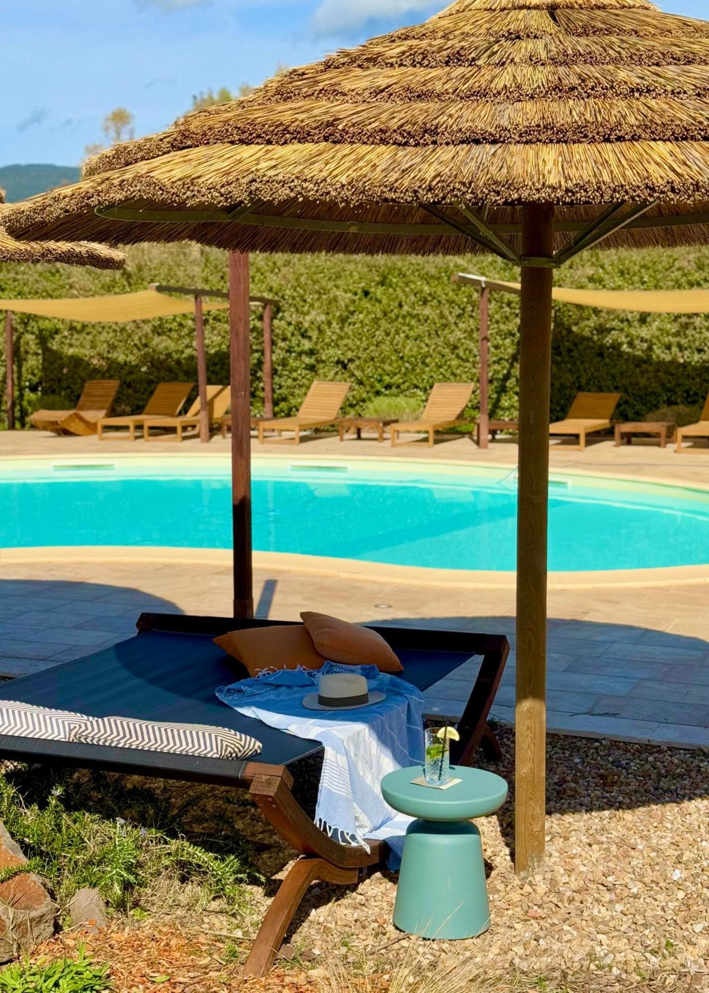 Is Cheas Wine Farm Boutique Hotel San Vero Milis Exterior photo
